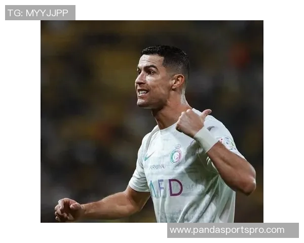 墨西哥门将回忆与C罗对决的特殊意义与偶像情怀